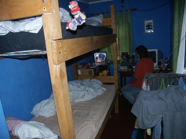 25 march 032 kolyas room from back  note new bunks 1702